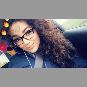 Meet your Posher, Brenda